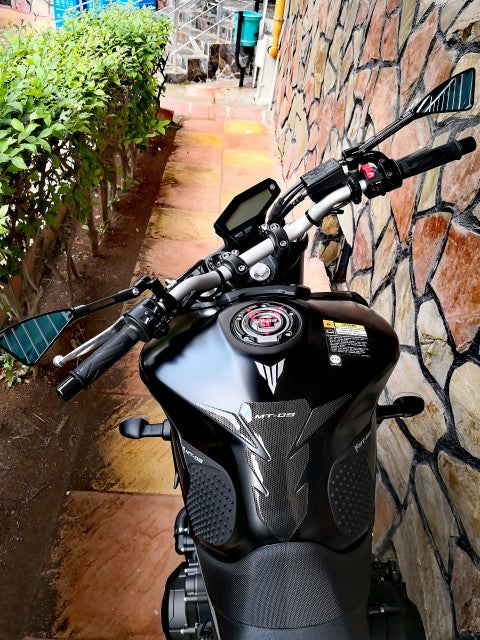 FENRIR Motorcycle mirror in YAMAHA MT09