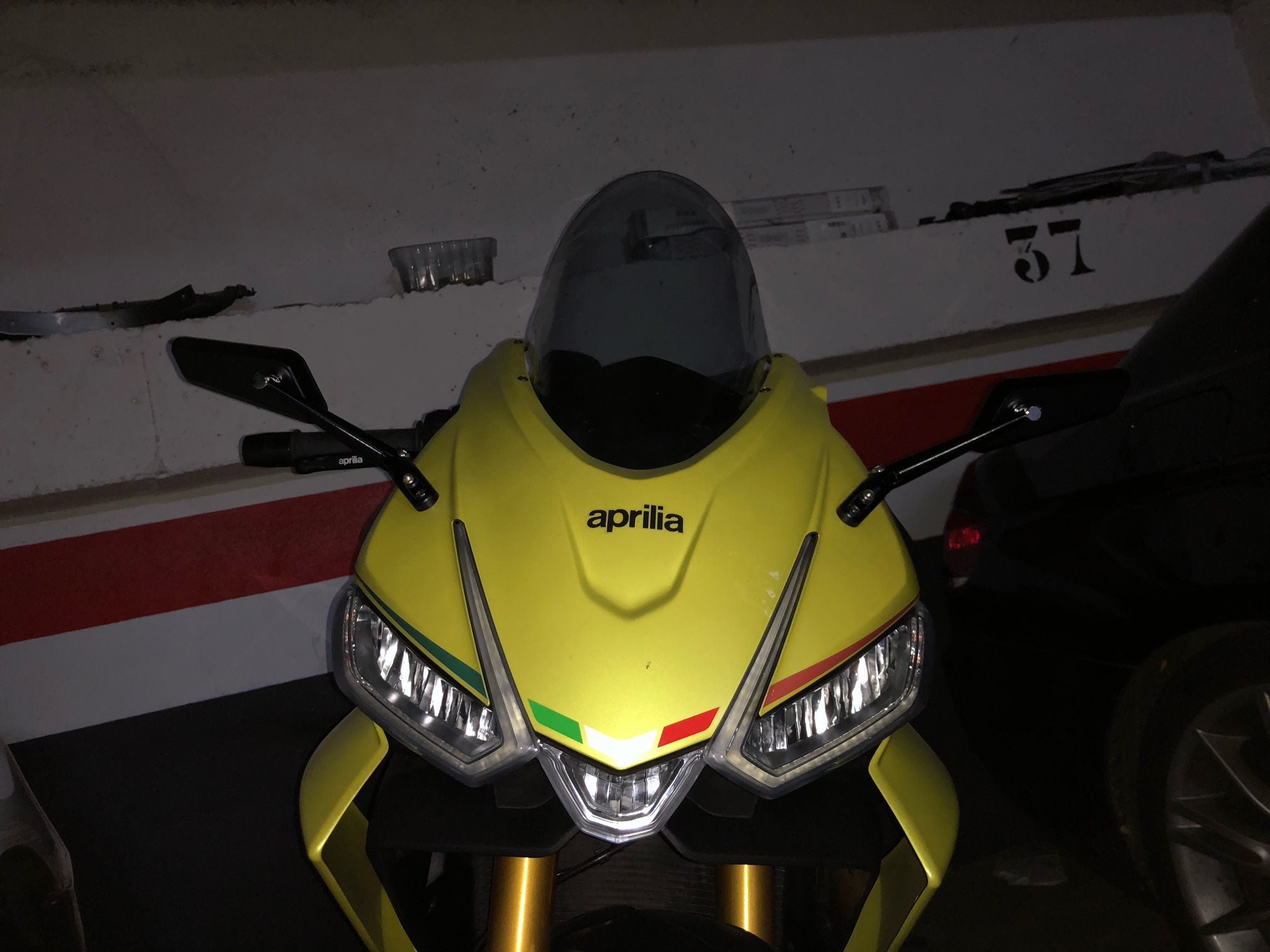 FENRIR Motorcycle mirror in APRILIA RSV4
