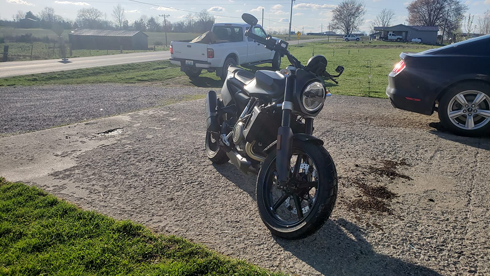 FENRIR Motorcycle bar end mirrror in Husqvarna SVARTPILEN 701