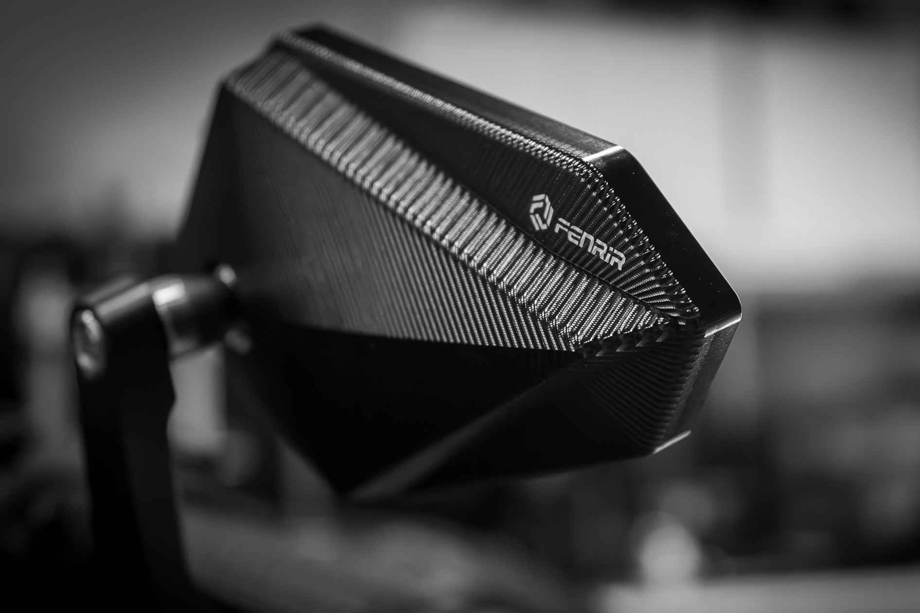 FENRIRバーエンドミラー ほぼ新品 極美品 楽天市場】【送料無料】FENRIR ブラック オートバイ バイク バーエンド