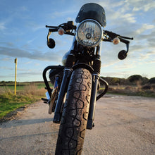 Laden Sie das Bild in den Galerie-Viewer, FENRIR E24 EMARK CNC Aluminiumlegierung Runde Cafe Racer Retro Schwarz Motorrad Lenker Lenkerendenspiegel Für Sport Naked Street Bike Cruiser Scooter
