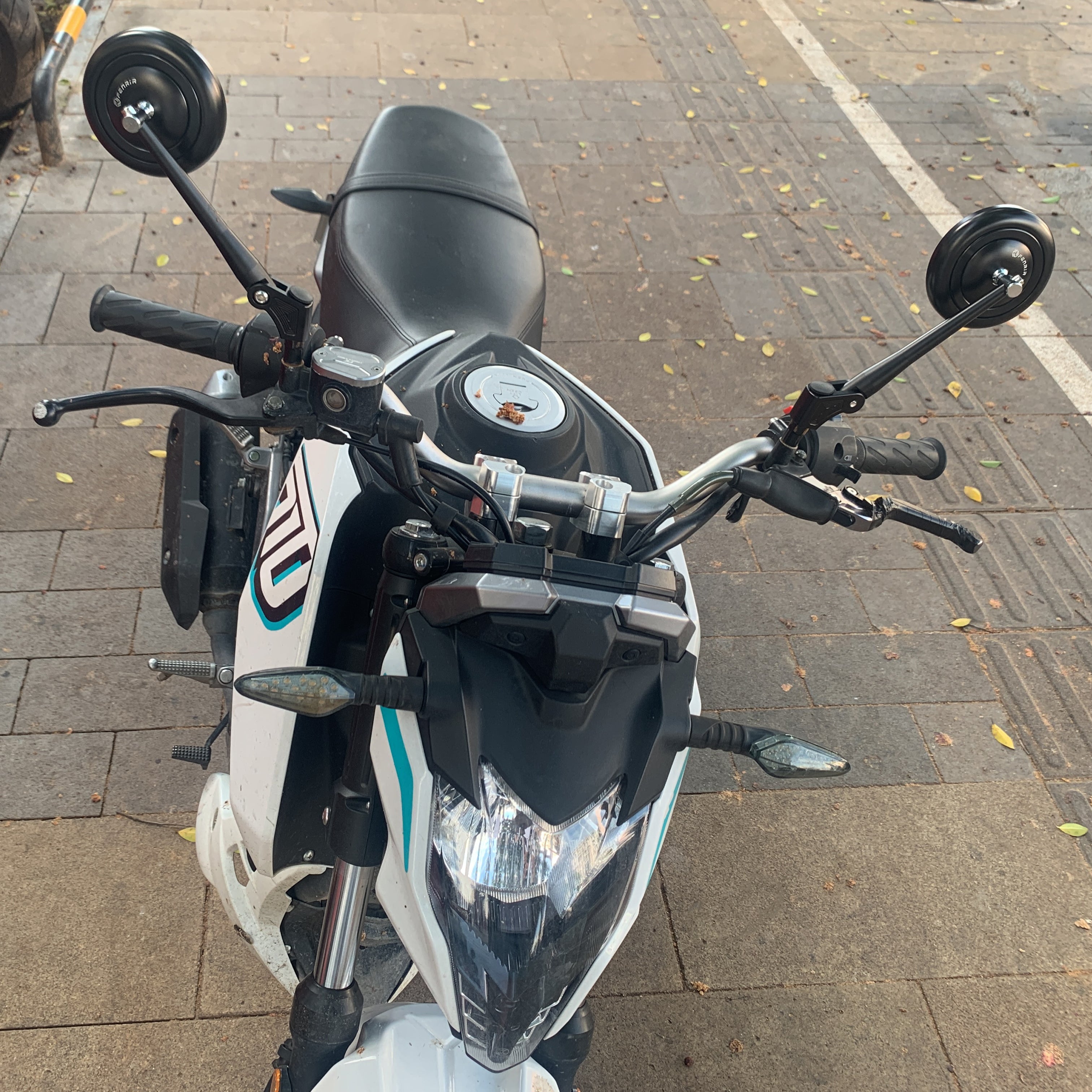 FENRIR Emark CNC Aluminiumlegering Svart Motorcykel Sidostyrespegel Universal Retro Rund För Adventure Dual Sport Naked Street Cruiser Scooter 801-0376